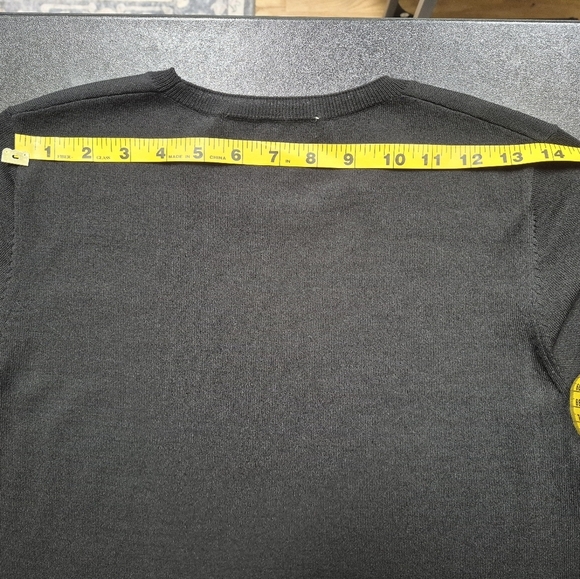 Tahari Short Sleeve Crew Neck Colorblock Hip-Length Top Side Hem Slits - Size S - Picture 8 of 13